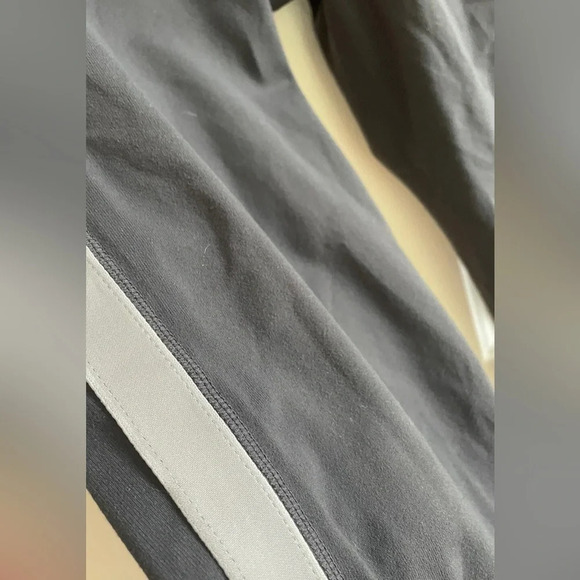 Athleta Womens S 2014 Gray *NICE* Metro Tux Silver Stripe Ankle Zipper Stretch - Picture 4 of 12